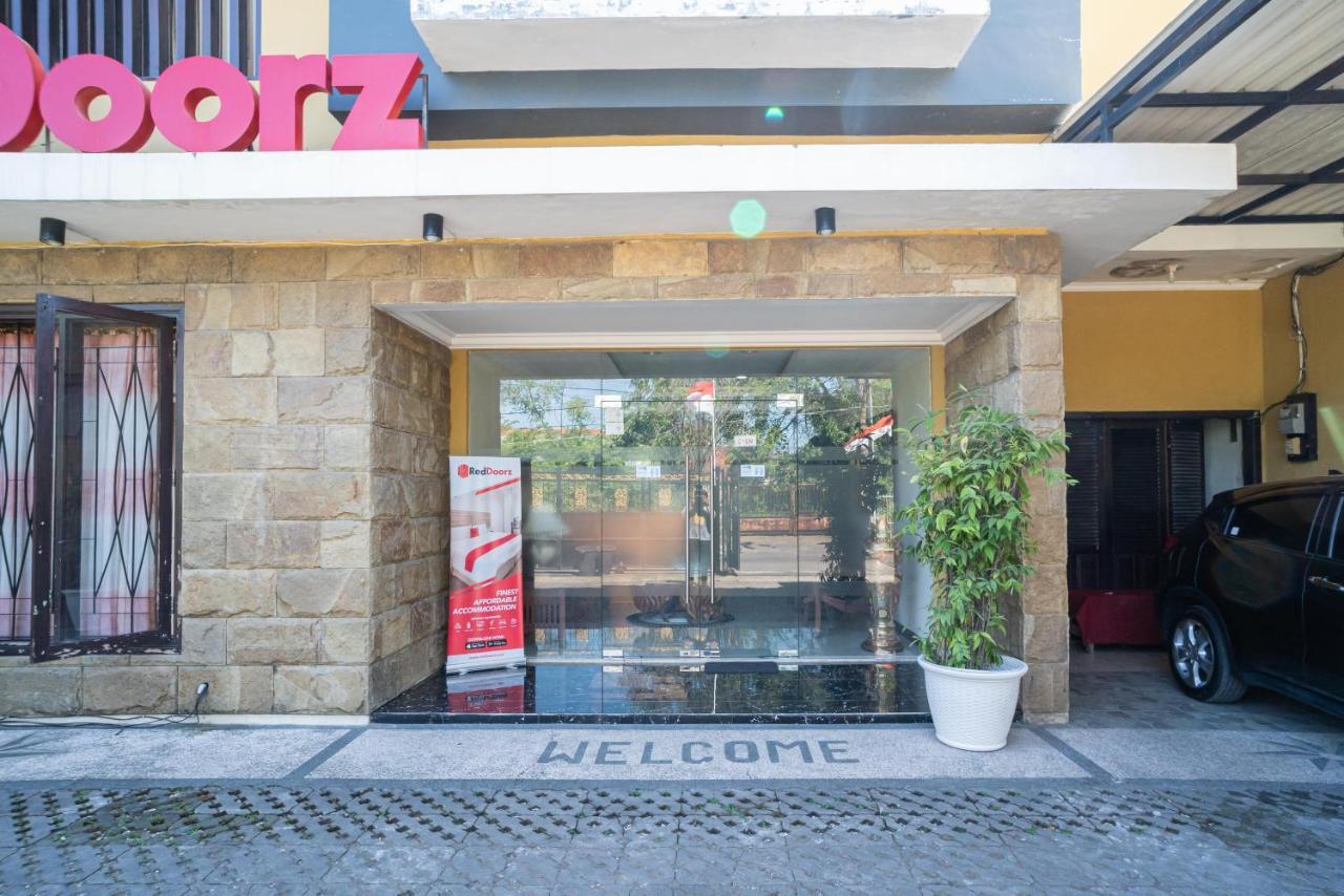 Reddoorz Syariah Near Marvel City Mall 2 Surabaya Exterior foto